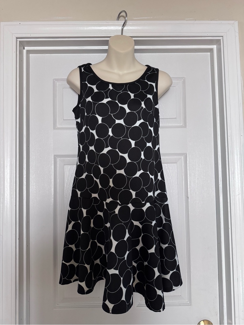 Jules & Leopold Black & White Abstract Circle Print Sleeveless Dress Size S/P